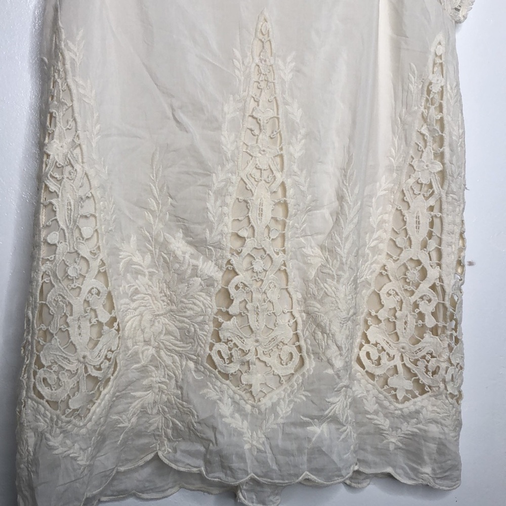 Sundance ivory short sleeve top. Medium - Picture 8 of 11